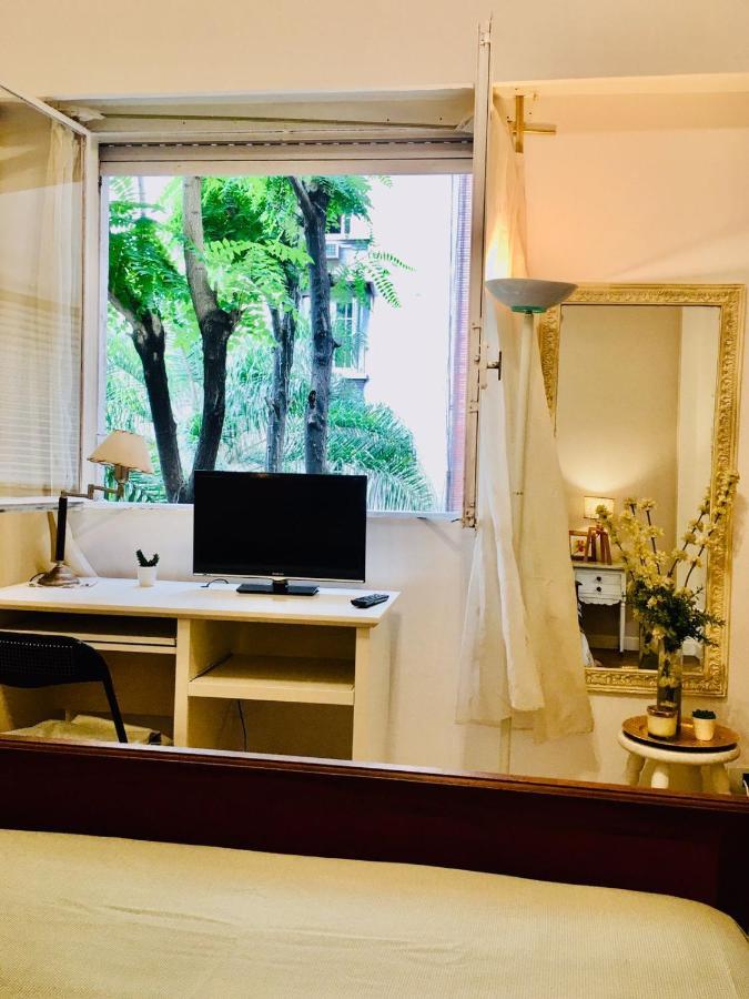 Recoleta Friends Arenales Apartment Buenos Aires Bagian luar foto