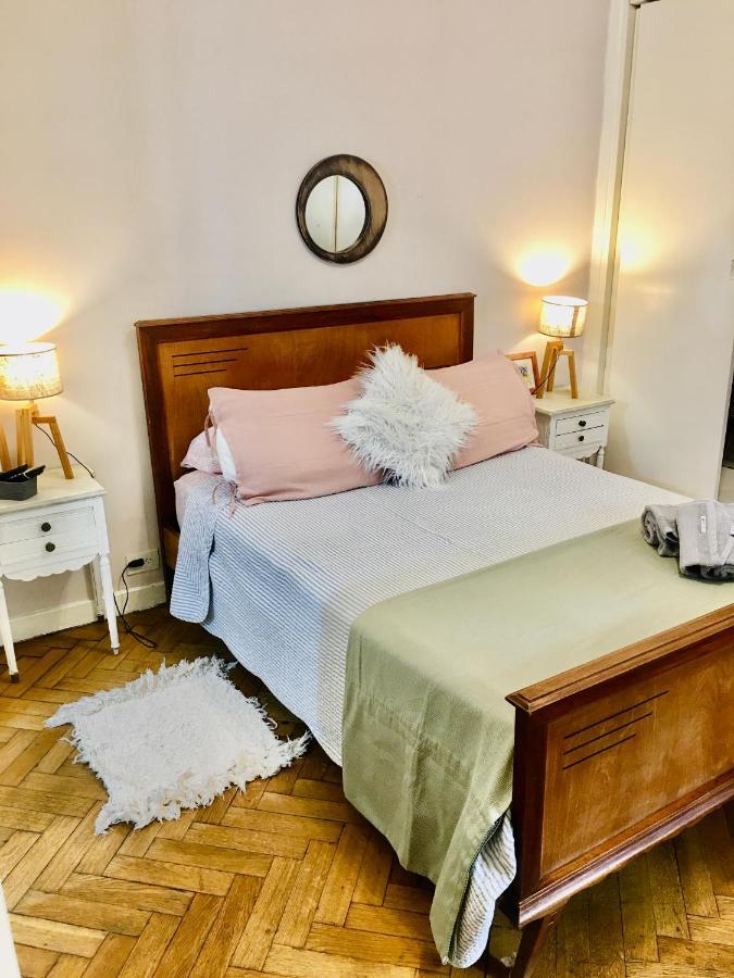 Recoleta Friends Arenales Apartment Buenos Aires Bagian luar foto